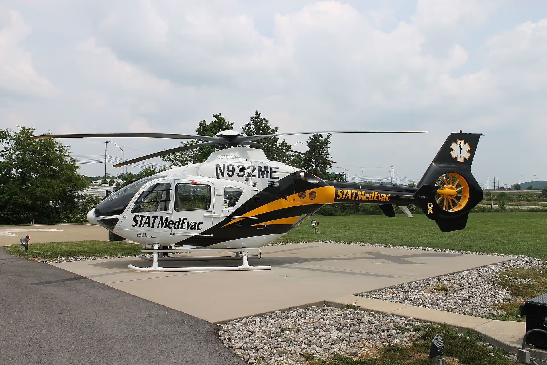 N932ME — Helicopter