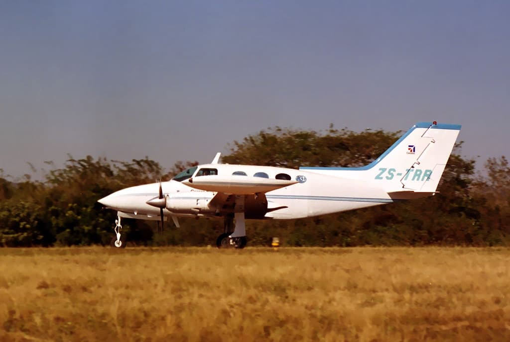 ZS-TRR — Cessna