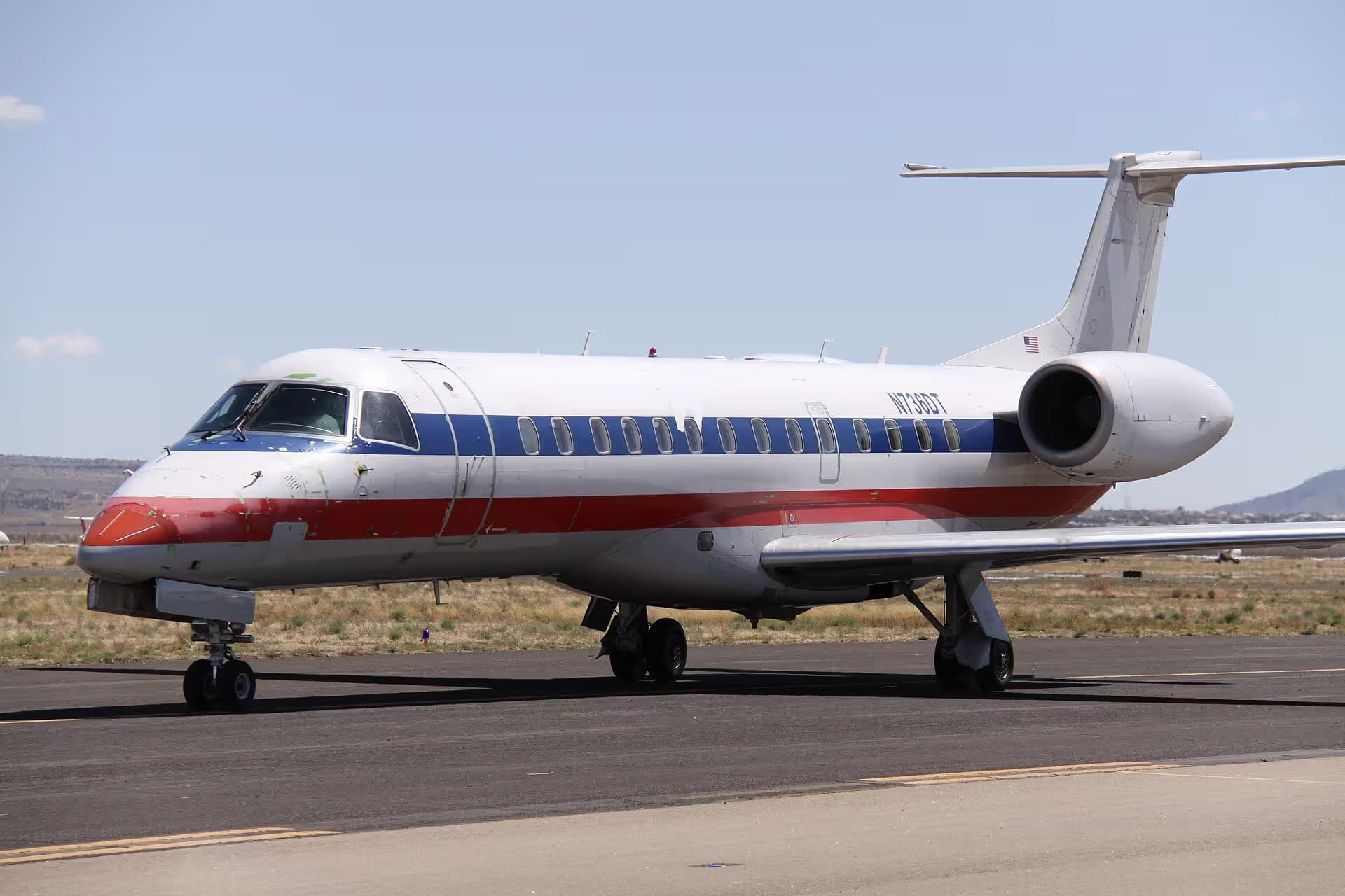 N736DT — Embraer
