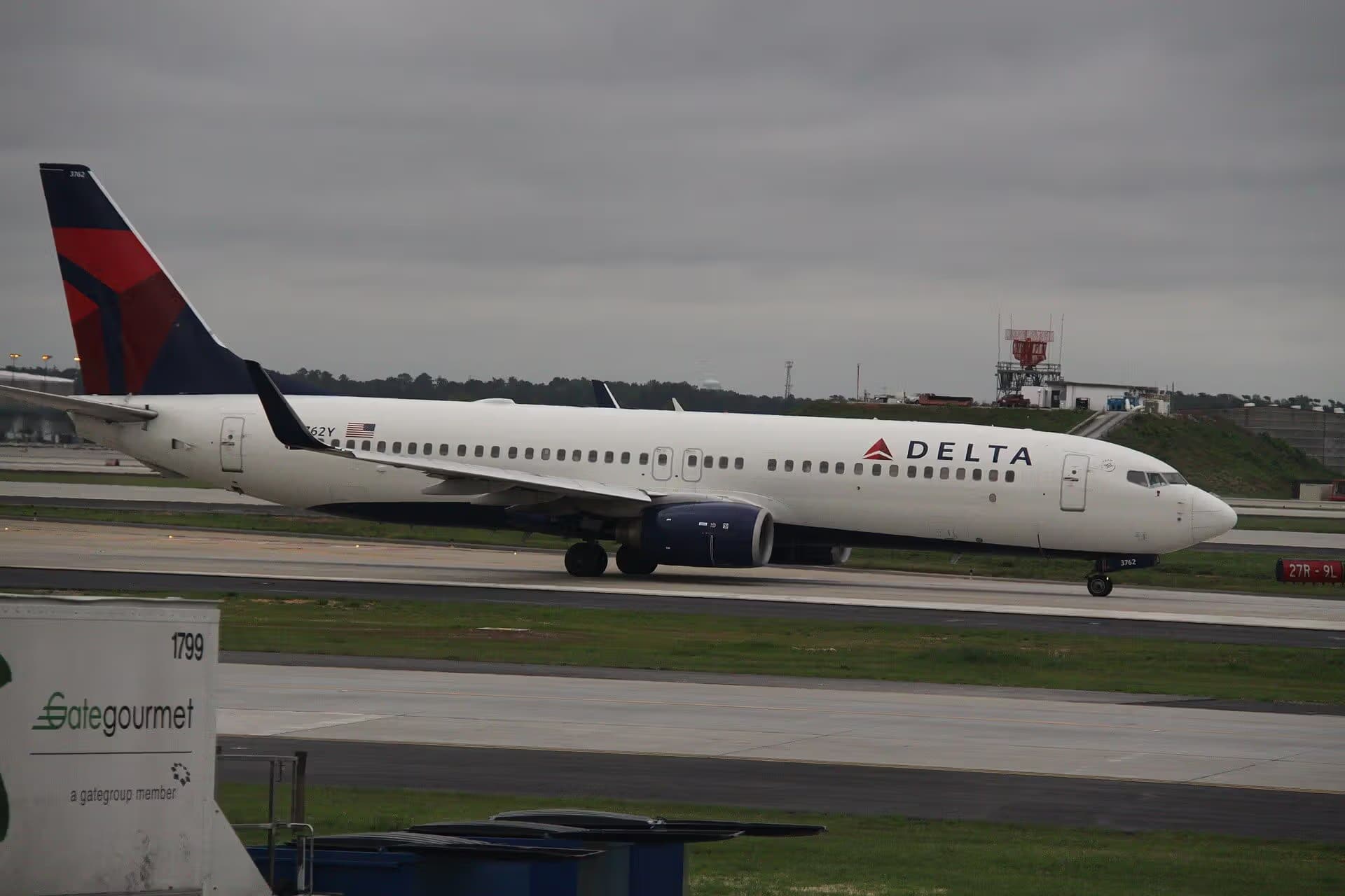 N3762Y — Boeing