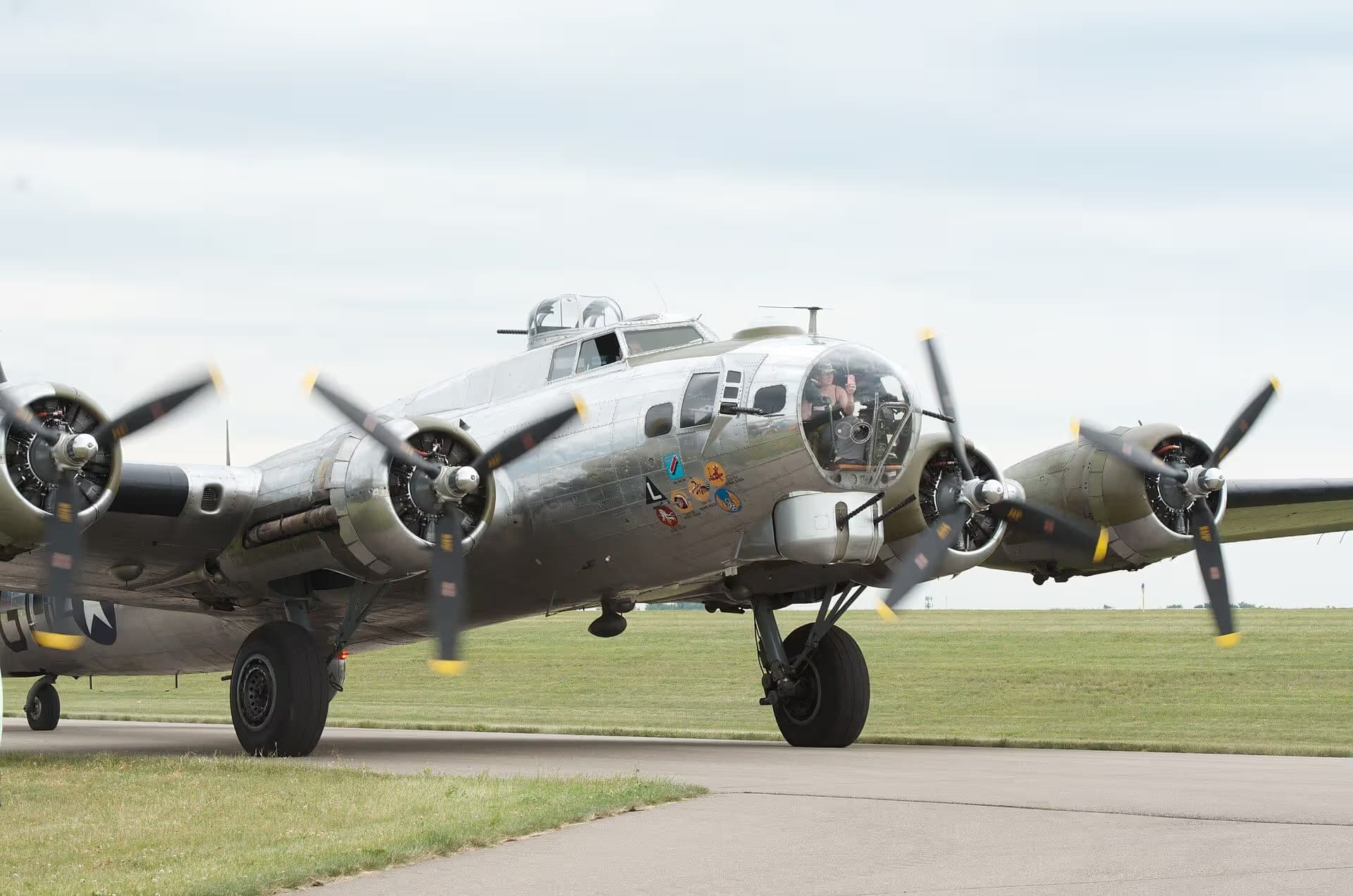 Unidentified — Aircraft