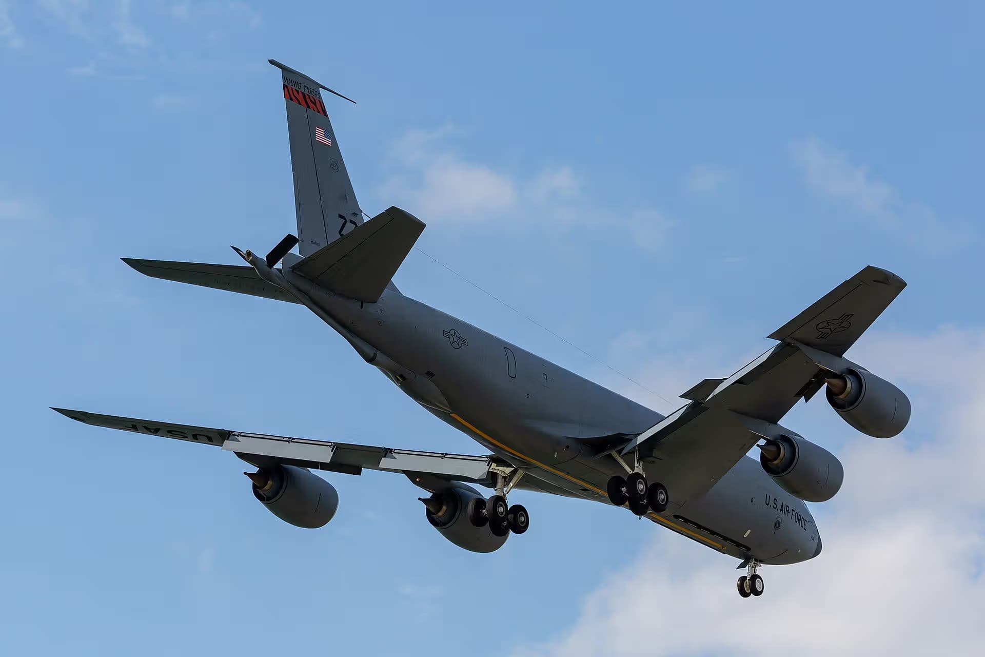 Unidentified — Aircraft
