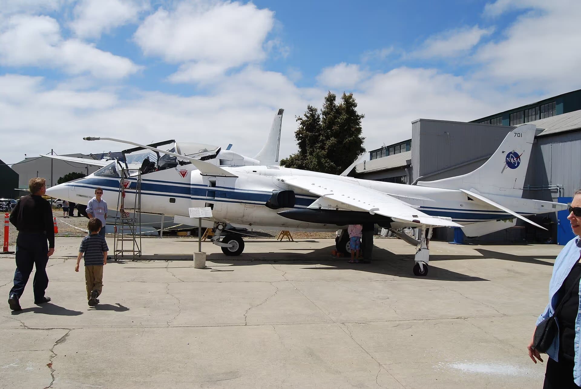 Unidentified — Aircraft