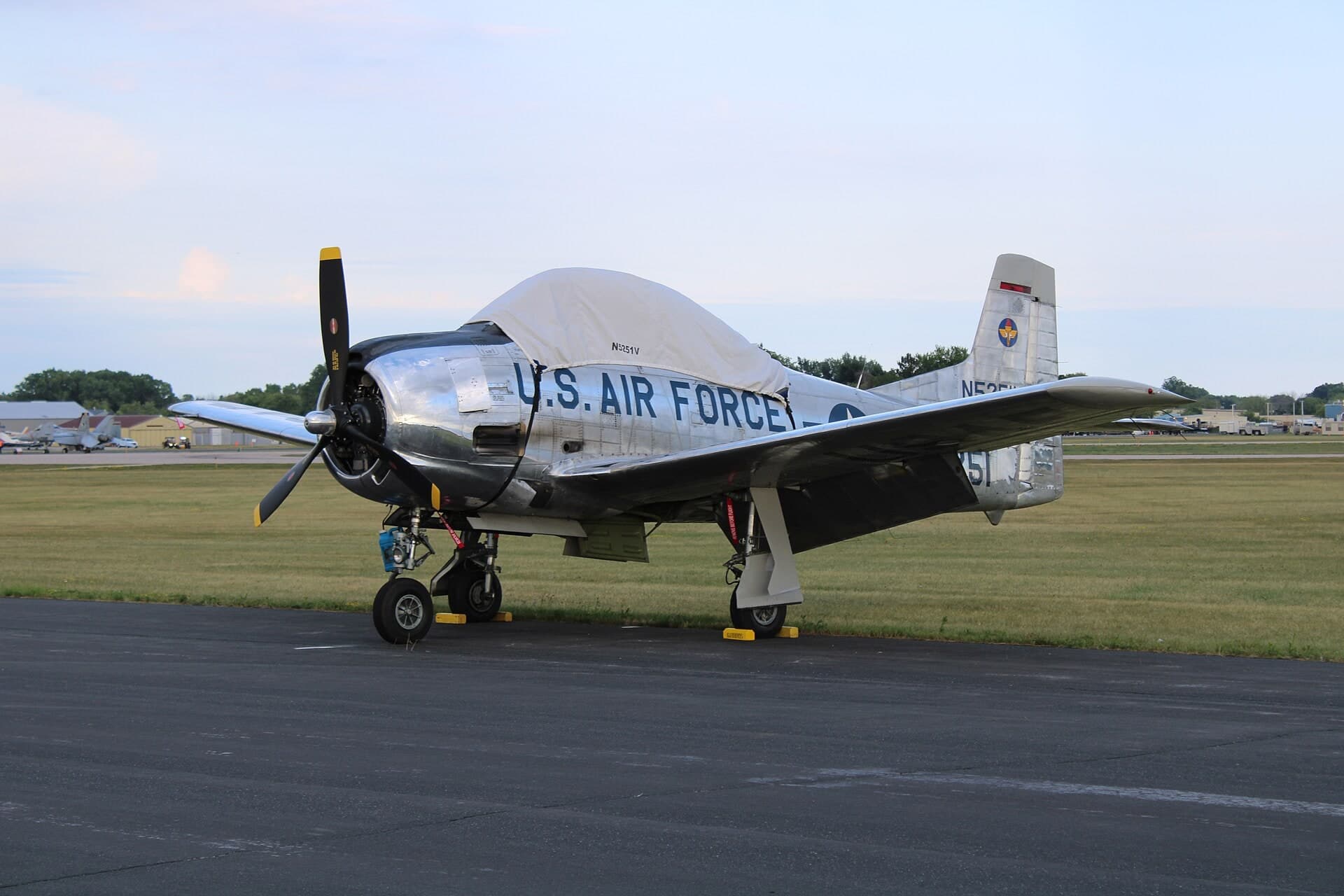 N5251V — Warbird