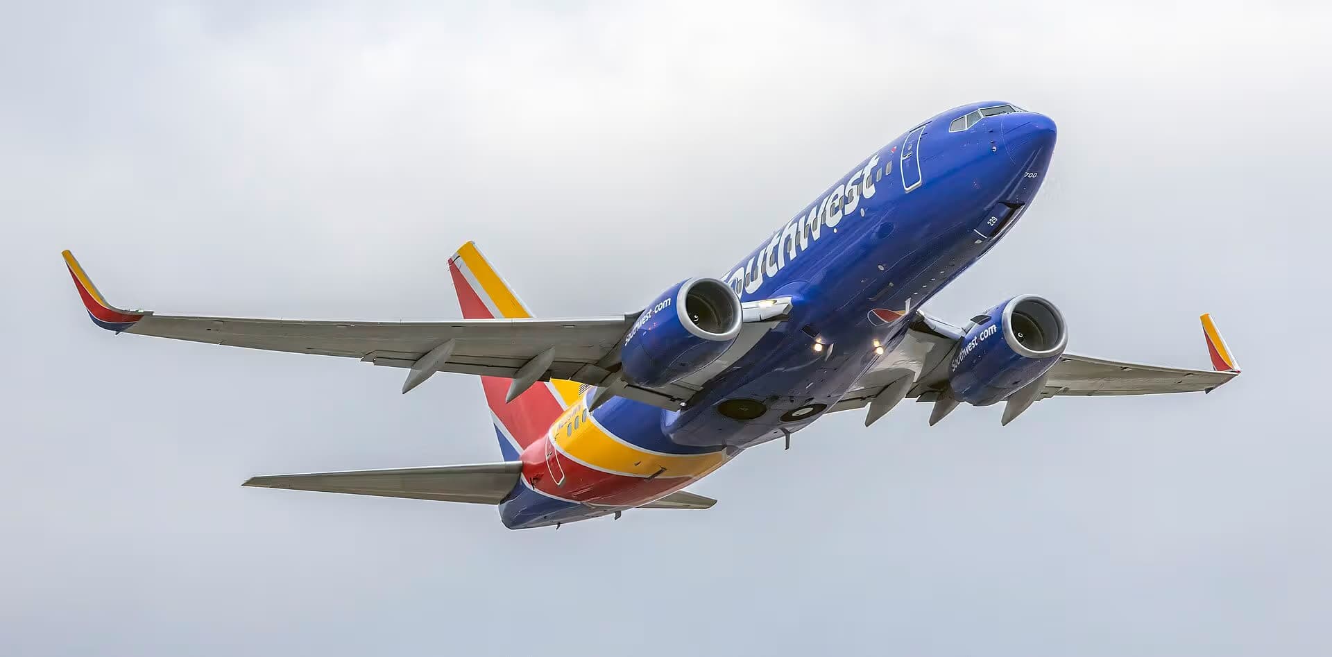 N229WN — Twin-engine aircraft