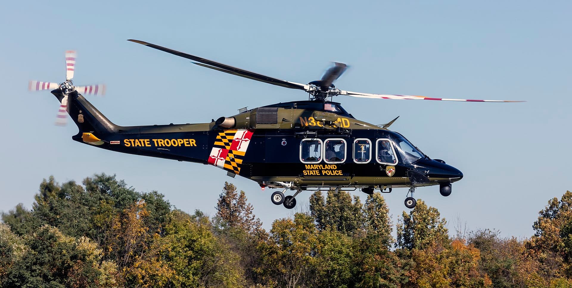 N384MD — Helicopter