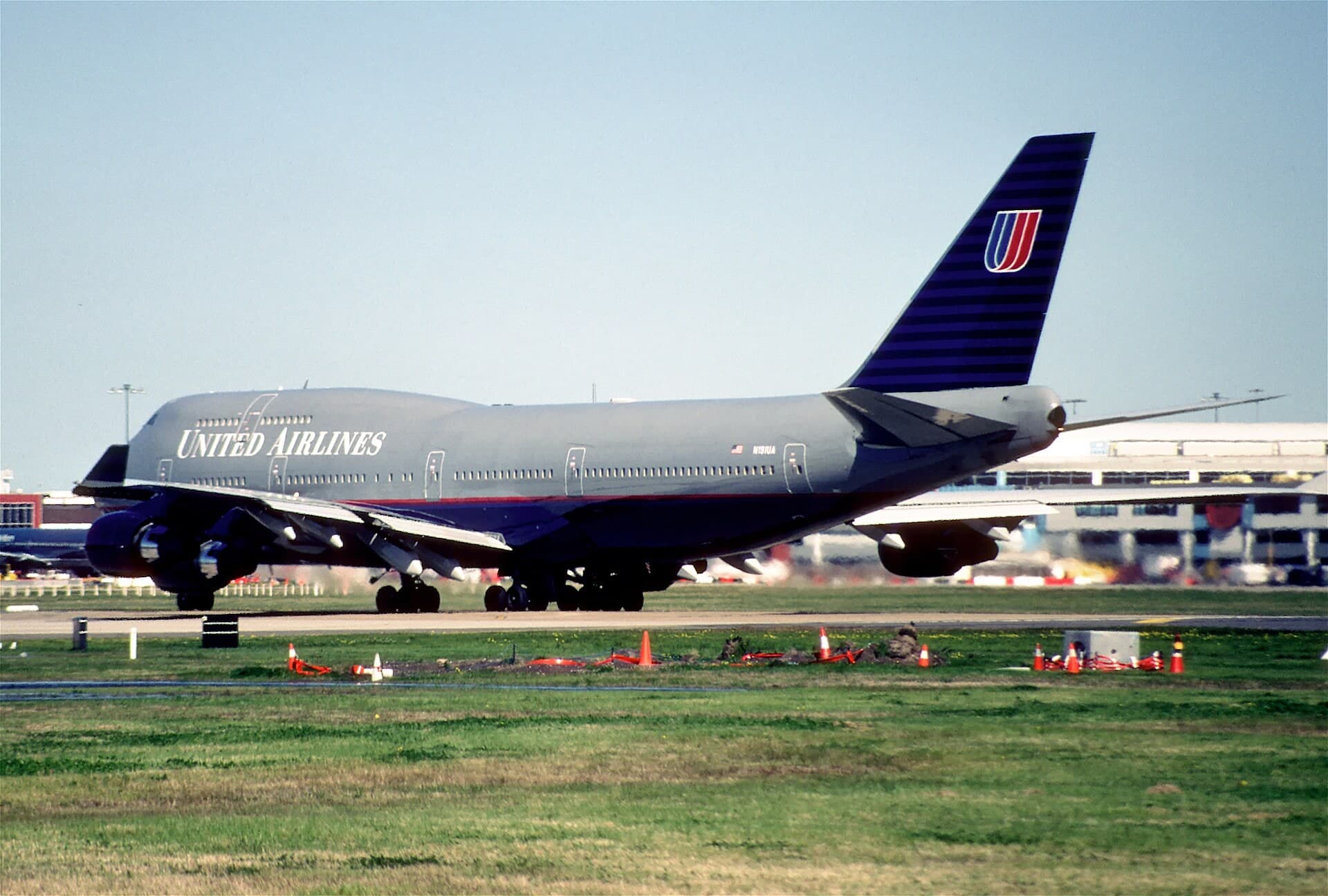 N191UA — Boeing