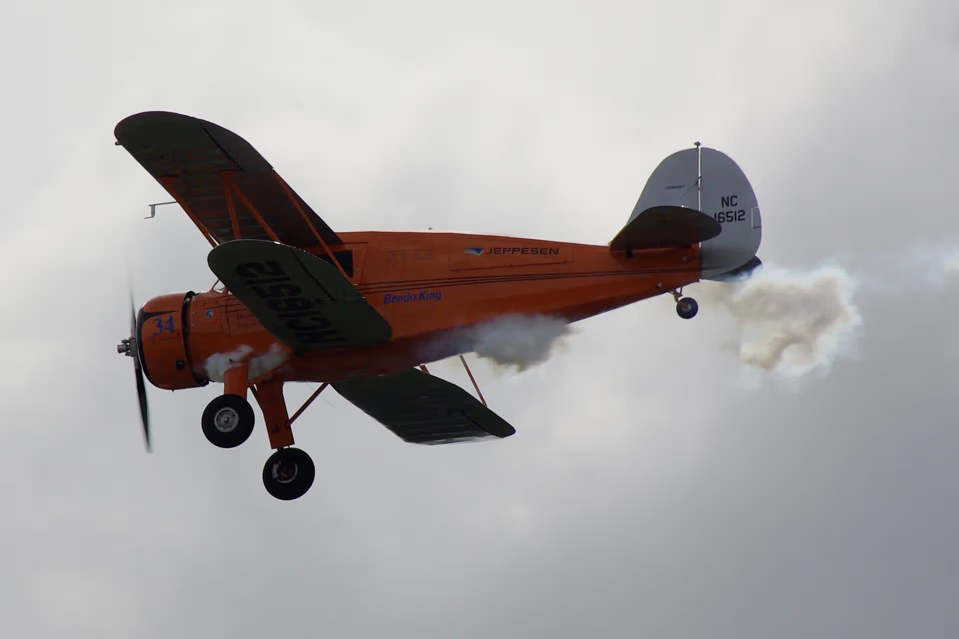 Unidentified — Single-engine aircraft