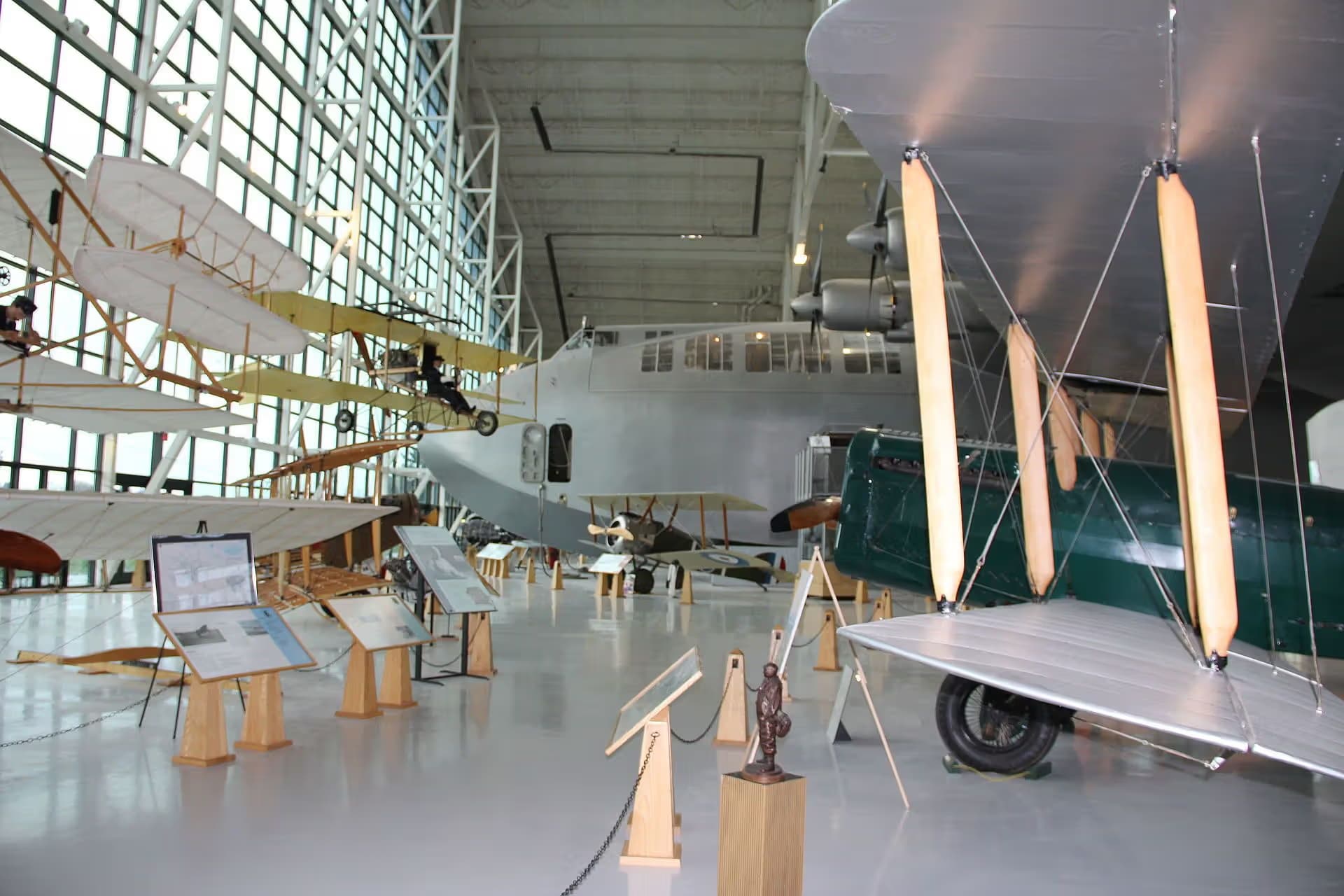 Unidentified — Aircraft