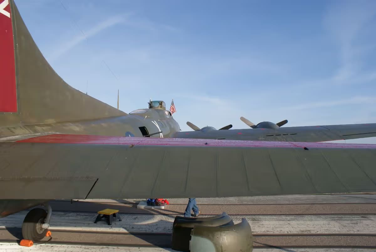 N7227C — Boeing