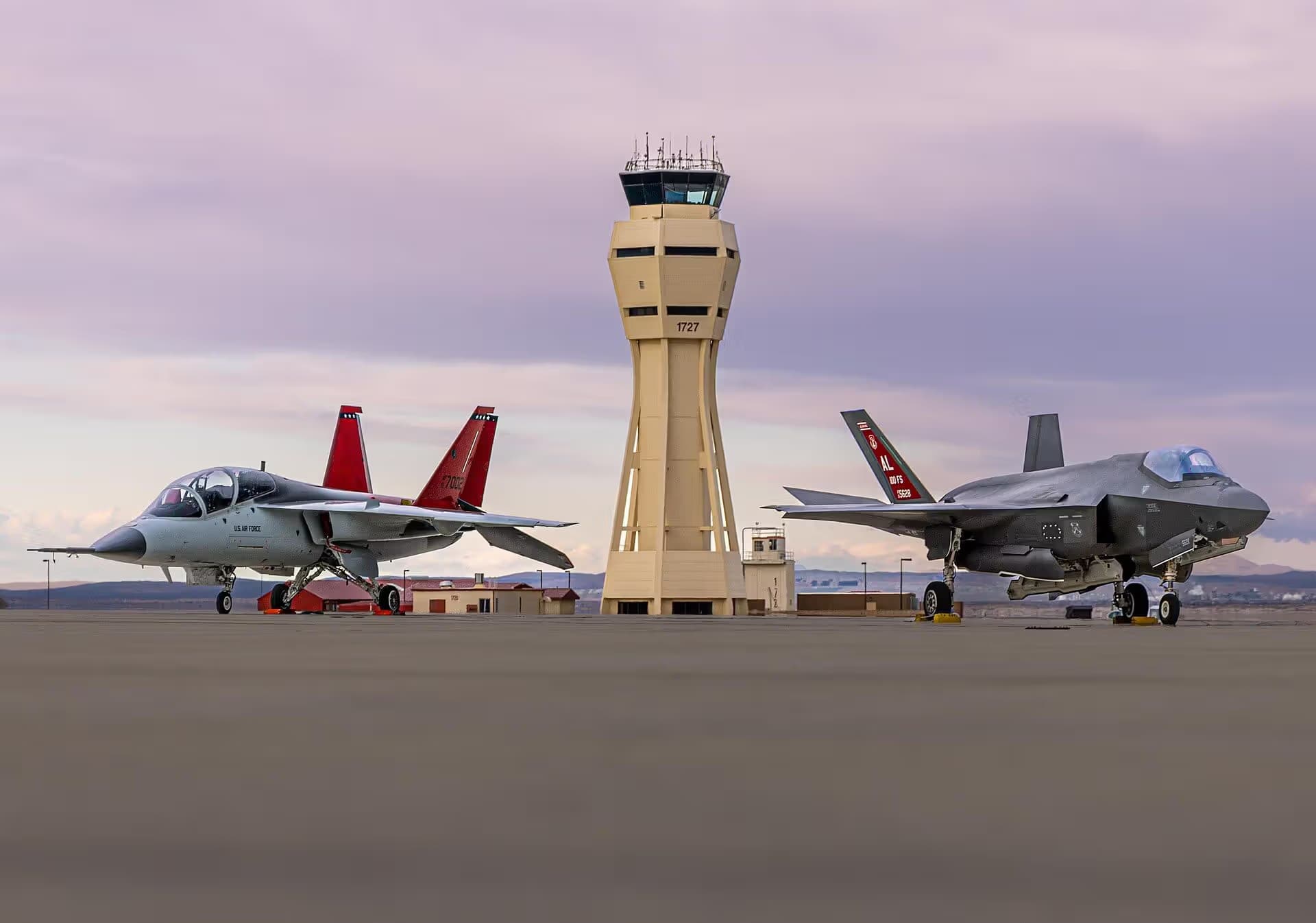Unidentified — Aircraft at Edwards Air Force Base