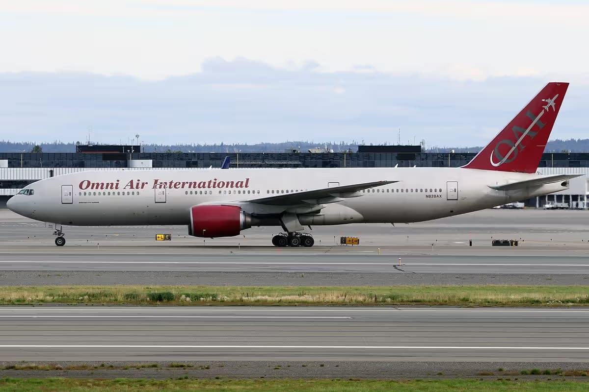 N828AX — Boeing