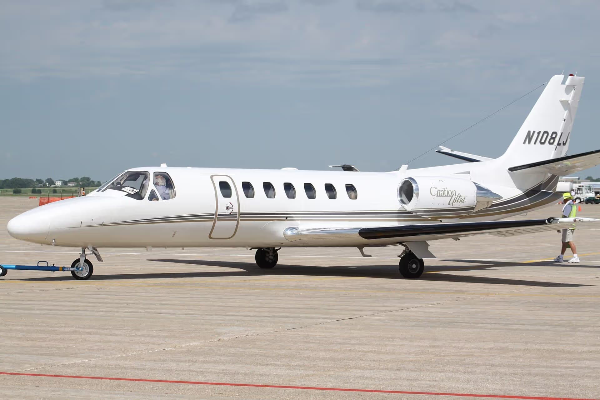 N108LJ — Cessna