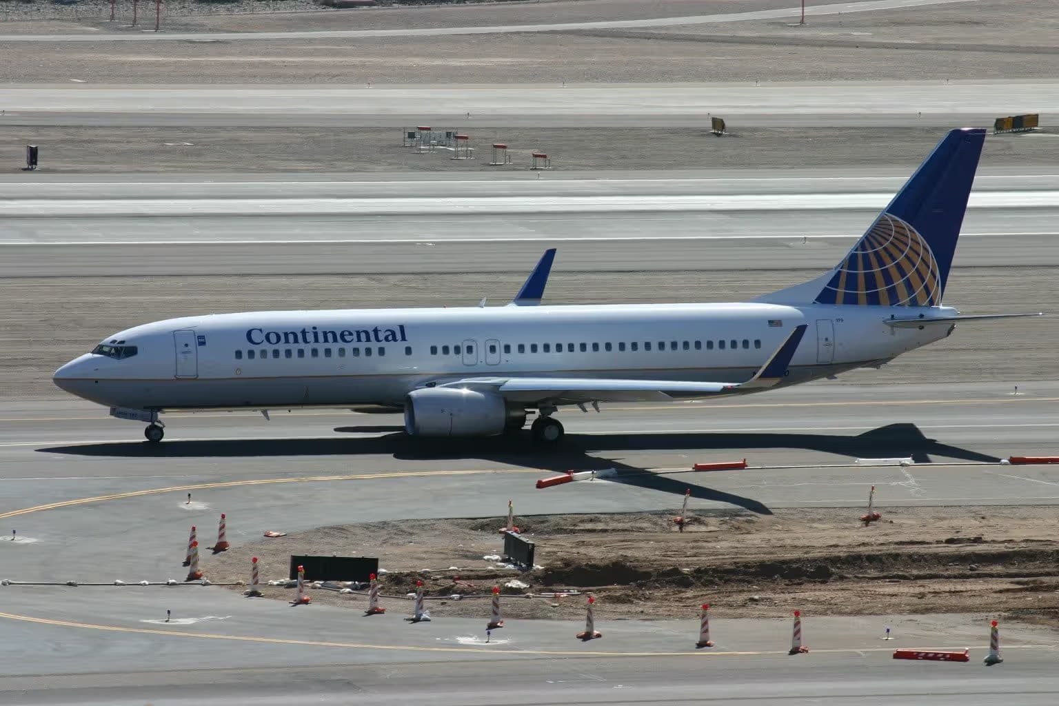 N37290 — Boeing
