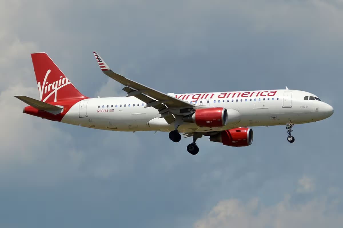 N361VA — Twin-engine aircraft