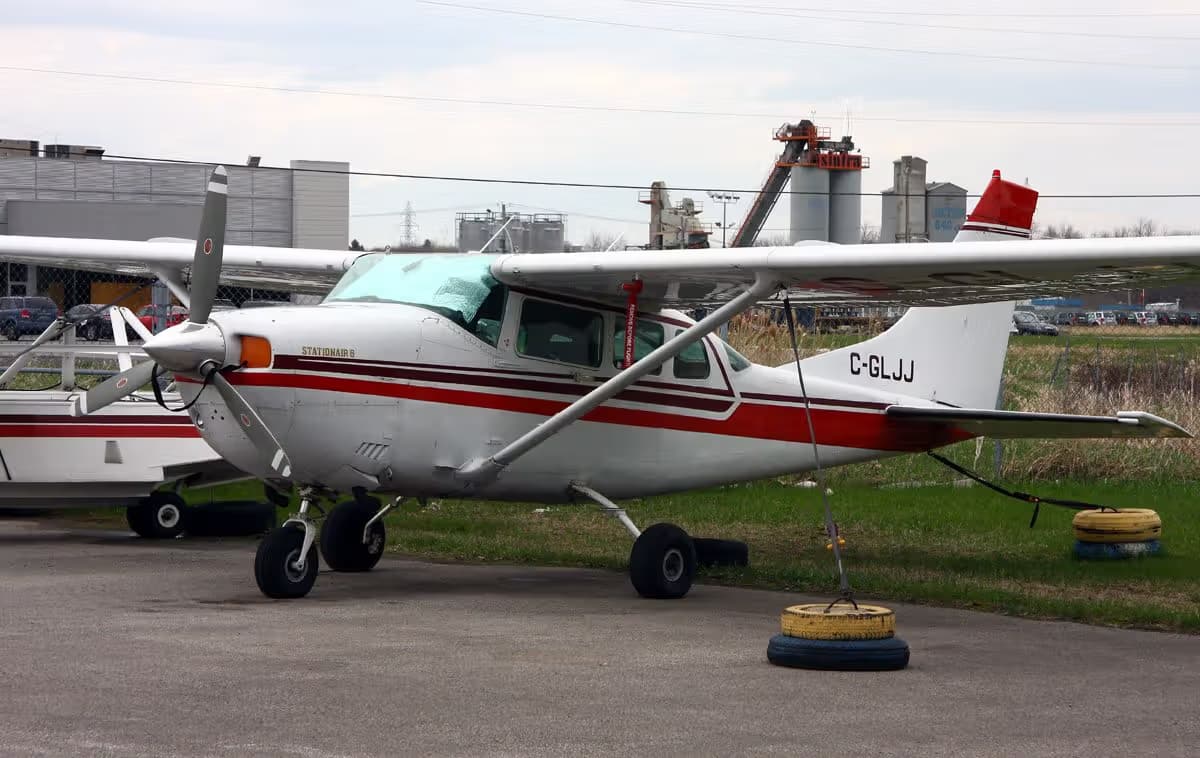 C-GLJJ — Single-engine aircraft