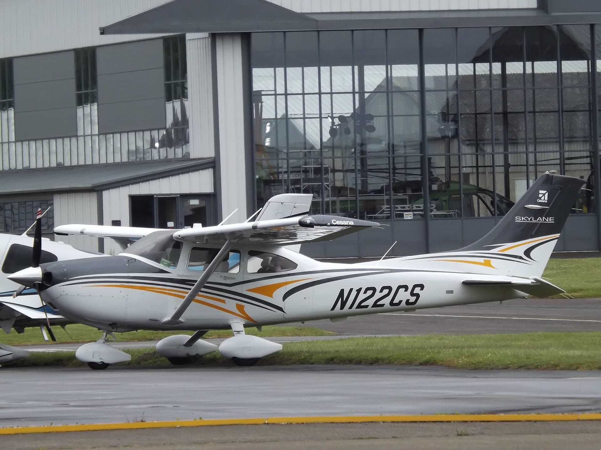 N122CS — Cessna