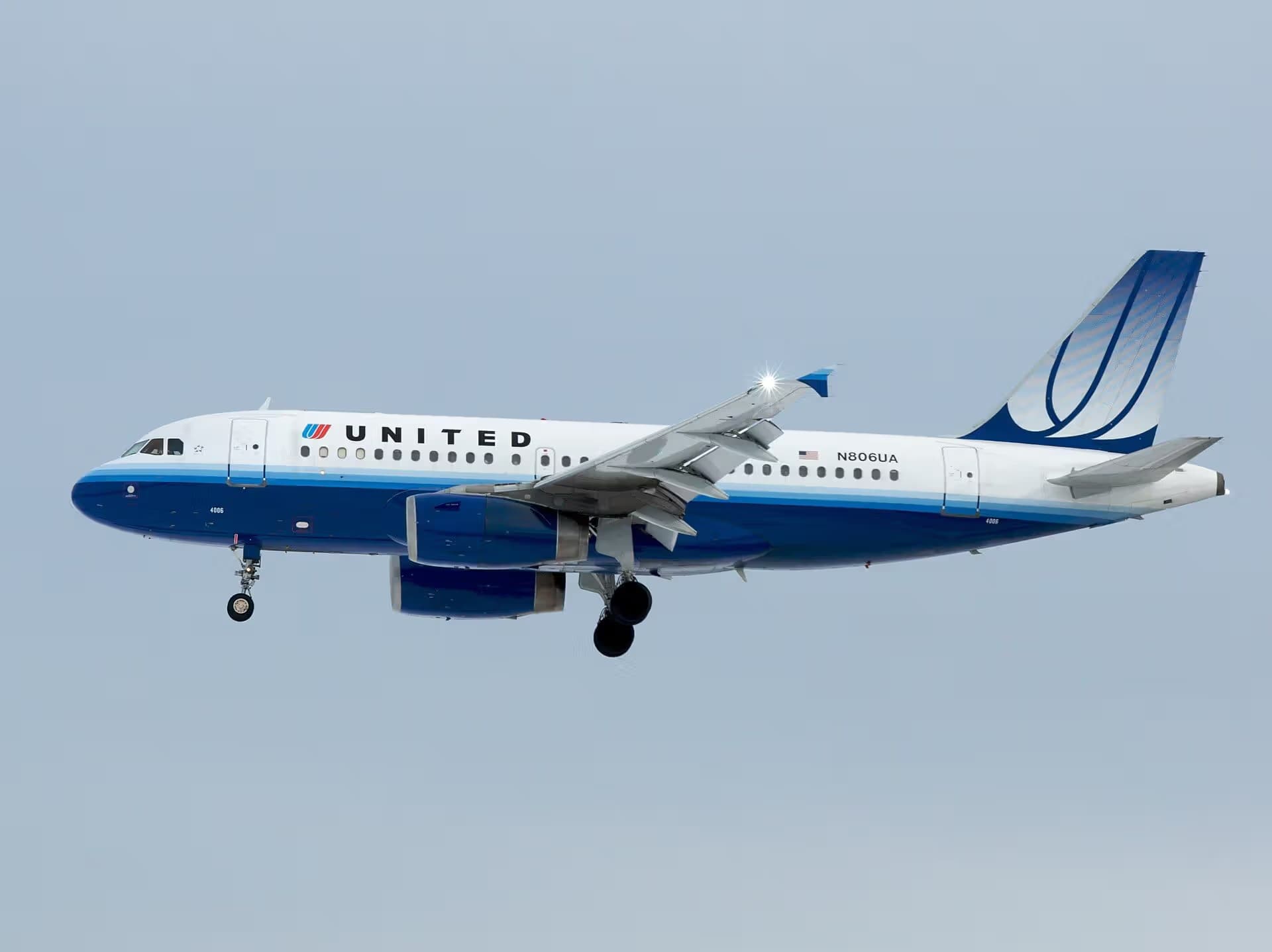 N806UA — Airbus