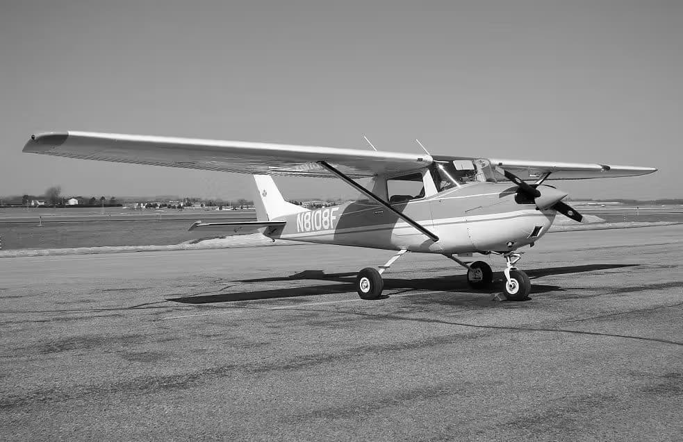 N8108F — Cessna