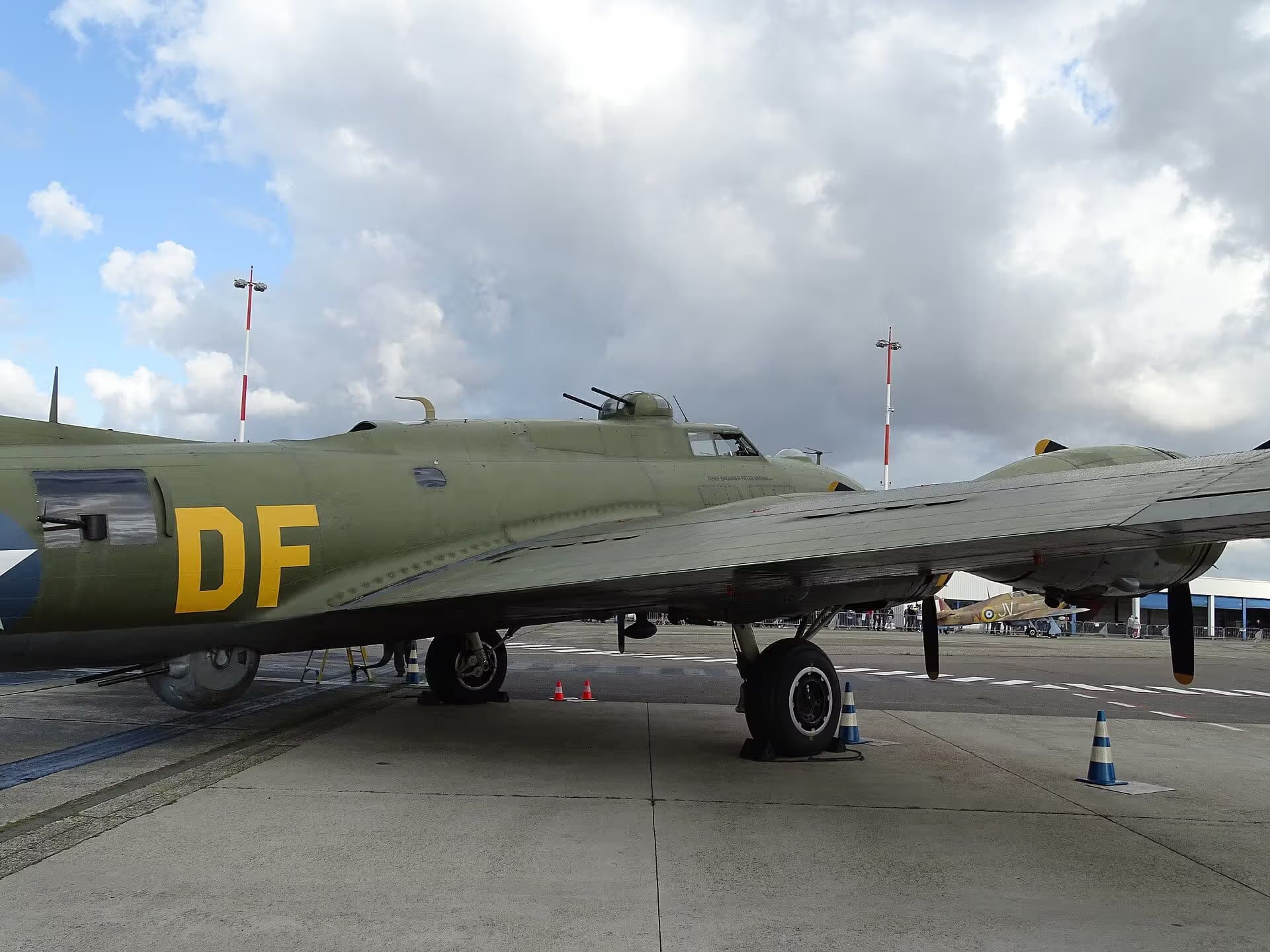Unidentified — Aircraft