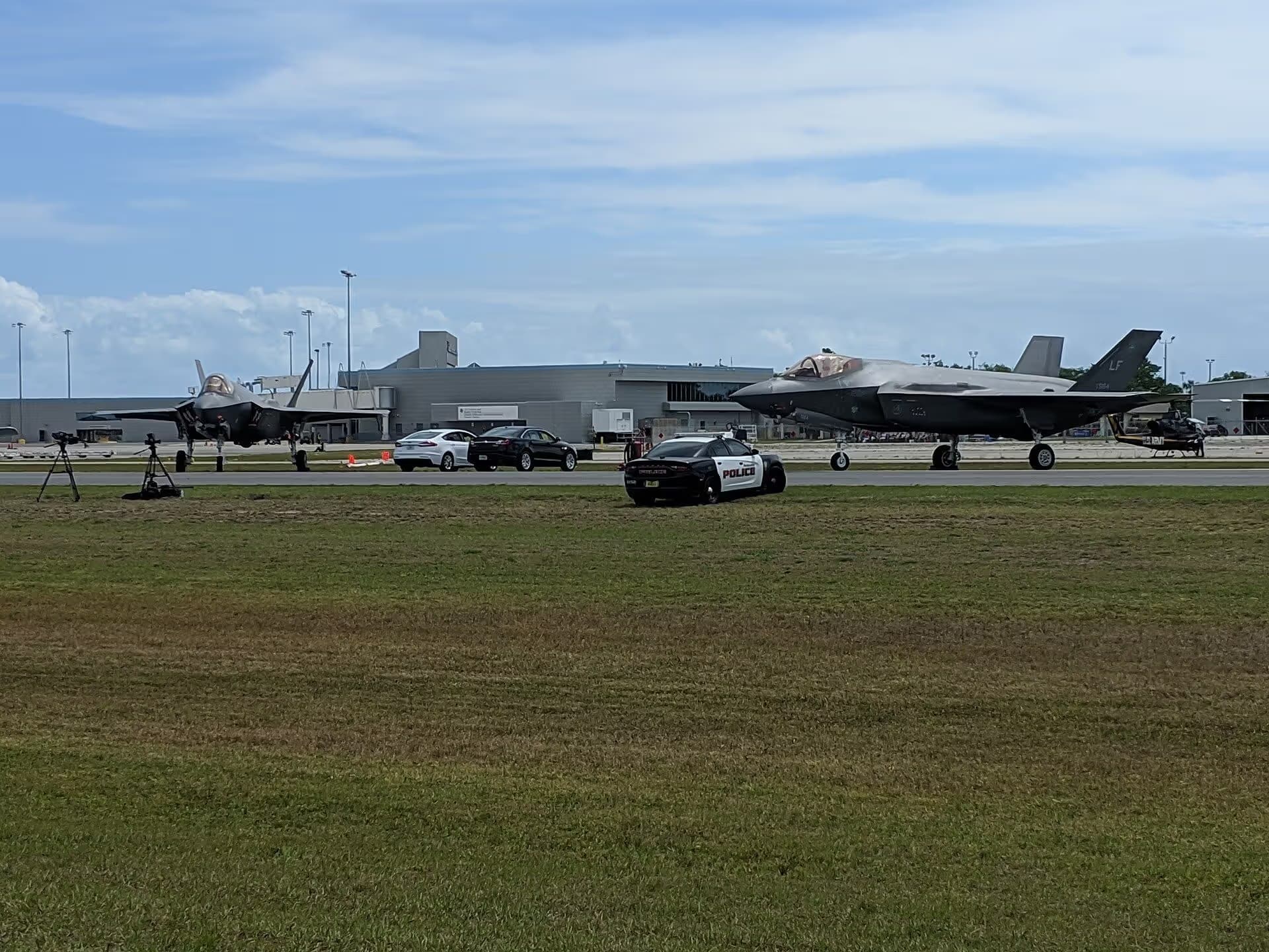 Unidentified — Aircraft