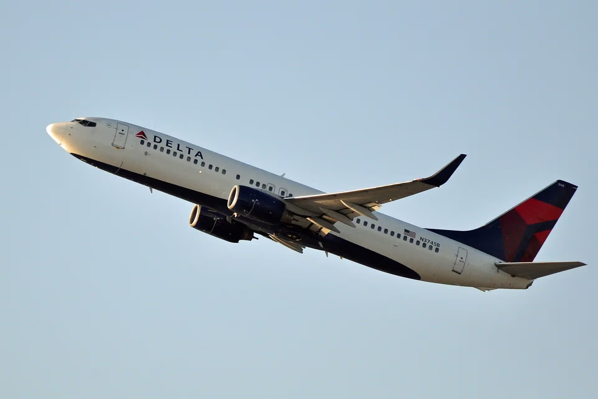 N3745B — Boeing