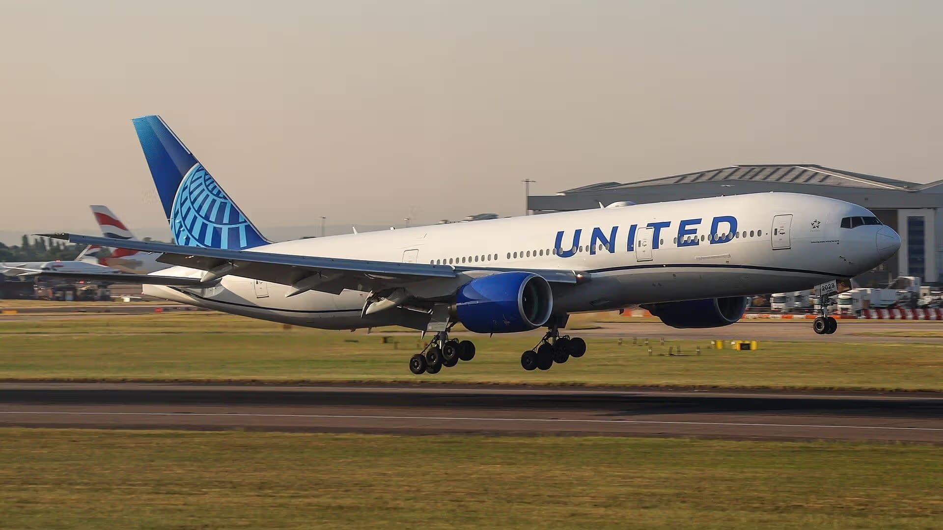 N229UA — Boeing