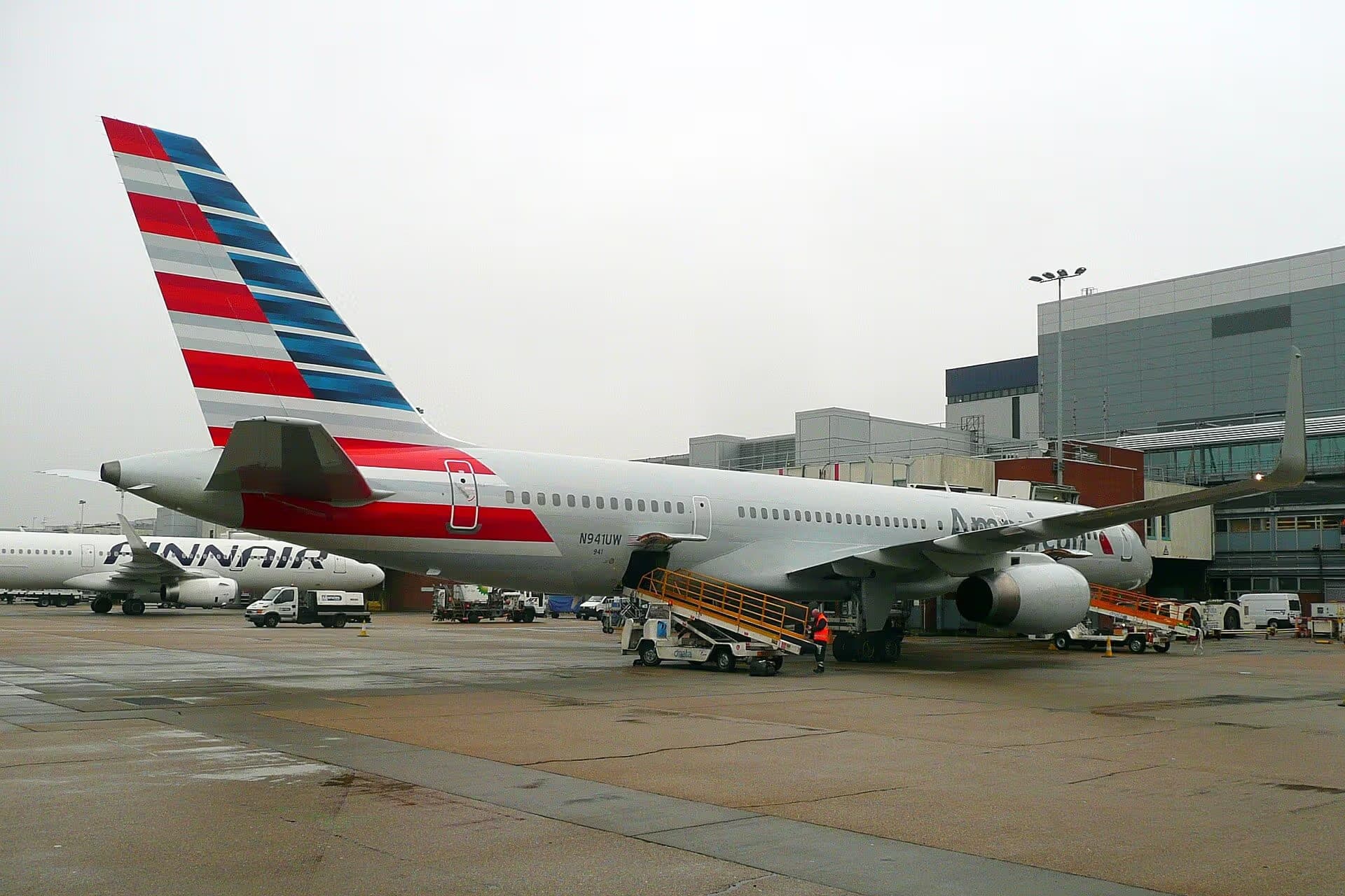 N941UW — Boeing at London Heathrow Airport