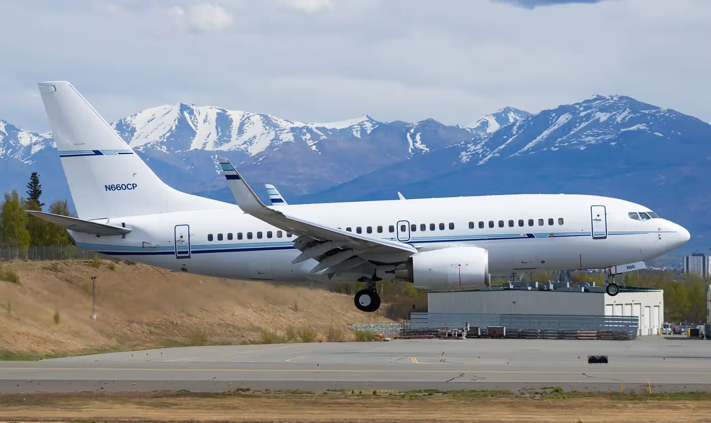 N660CP — Twin-engine aircraft