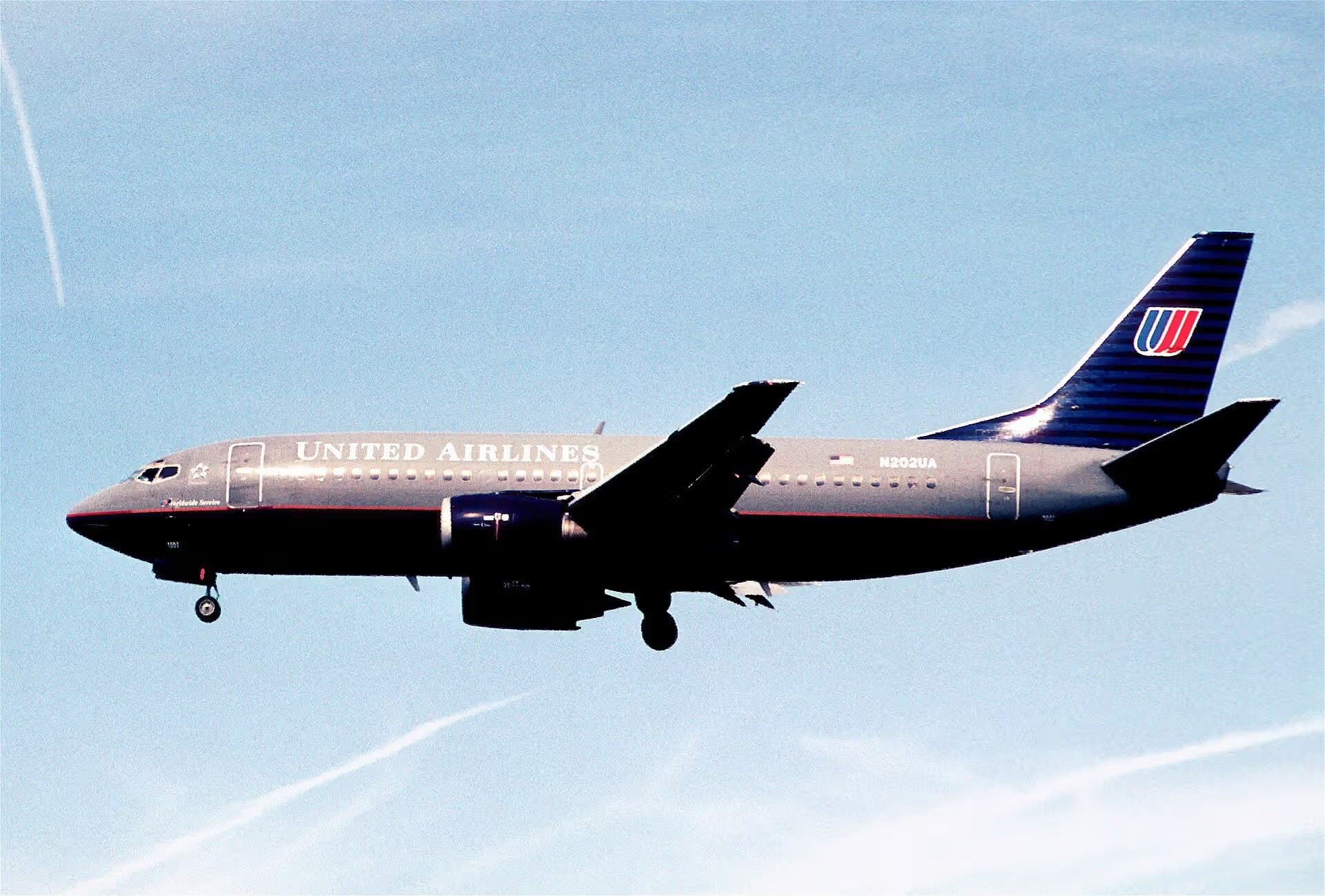 N202UA — Boeing