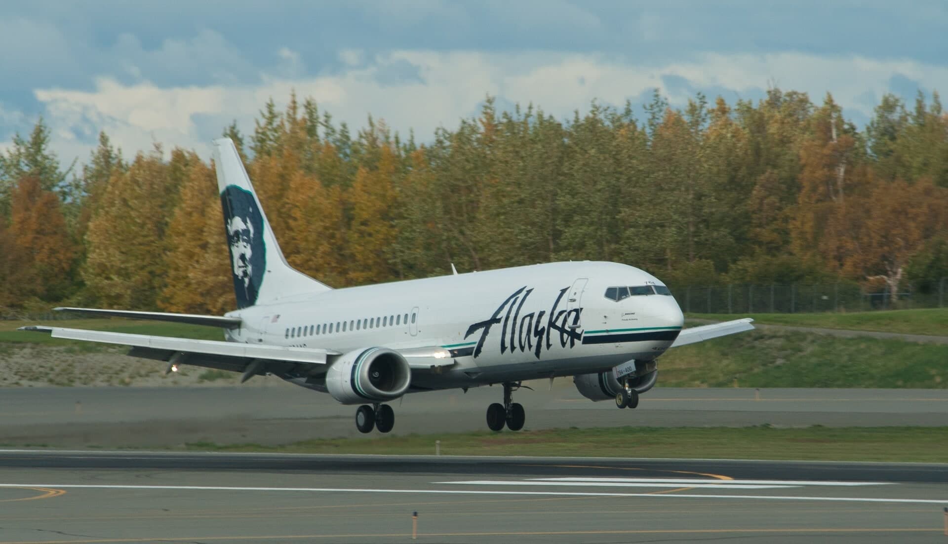 N764AS — Boeing