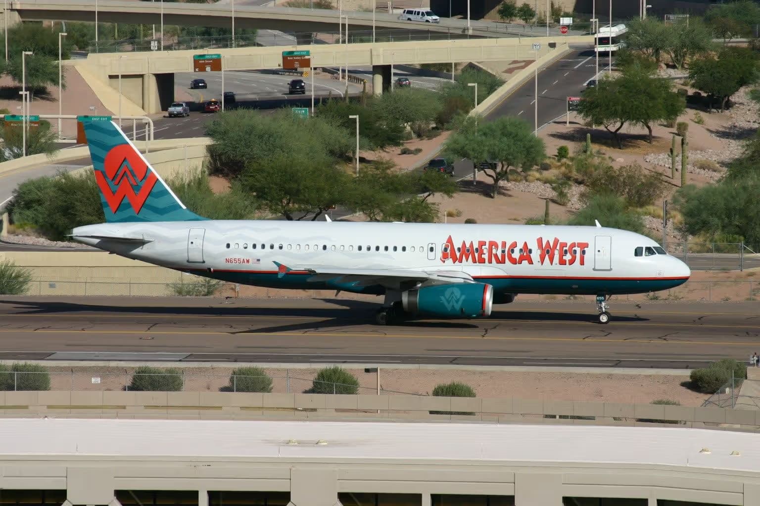 N655AW — Airbus