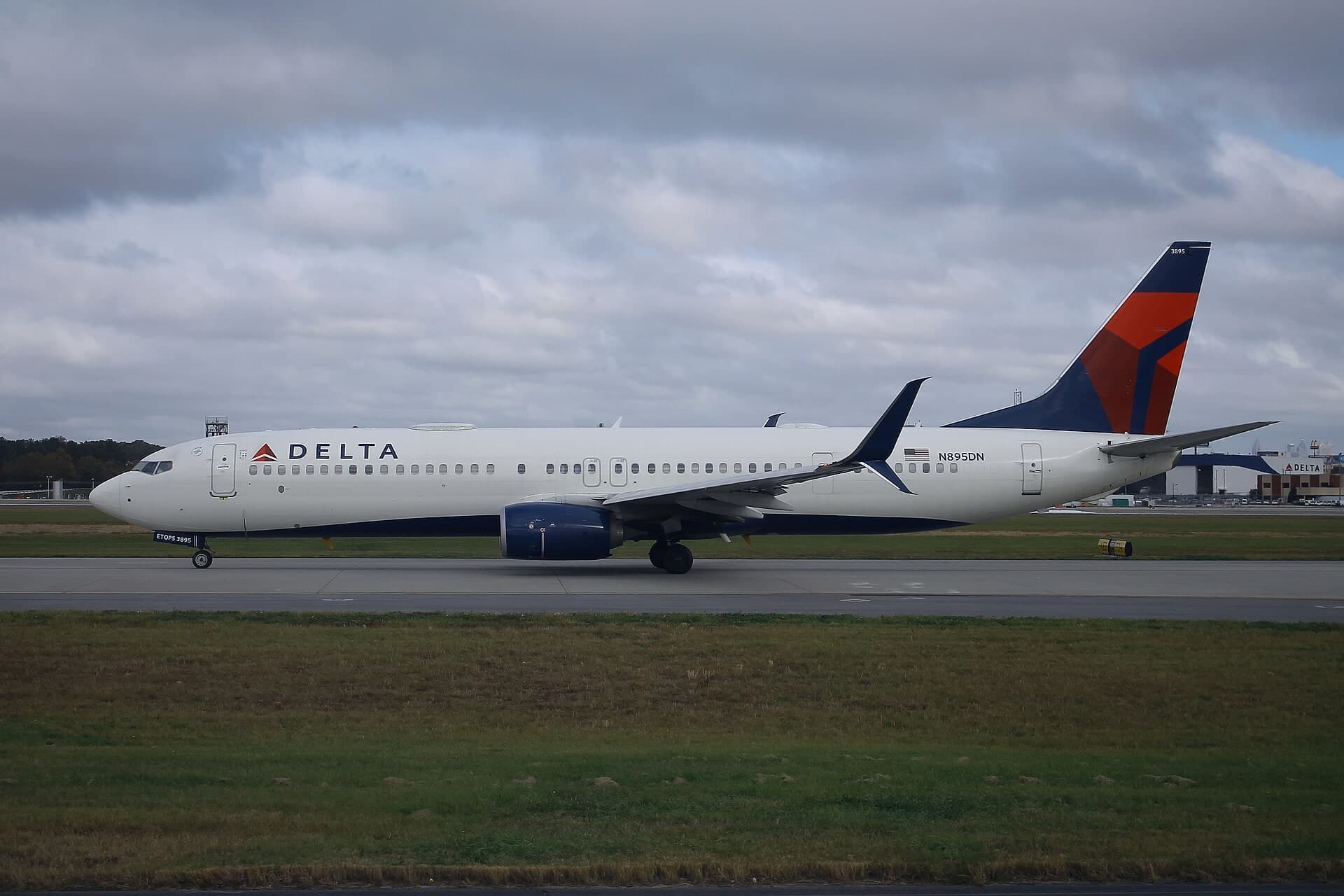 N895DN — Boeing