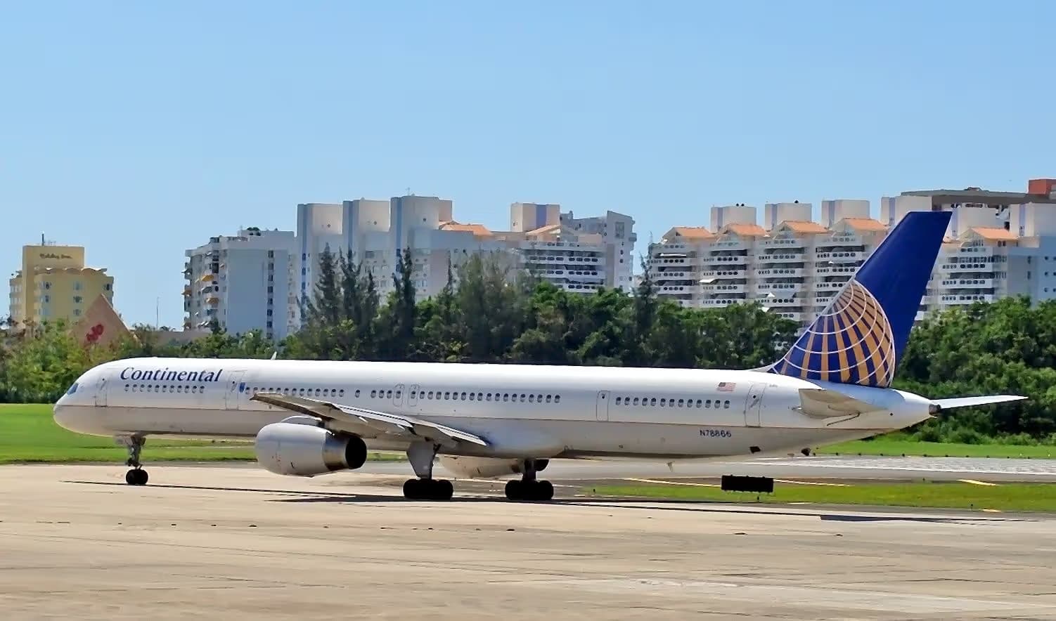 N78866 — Boeing