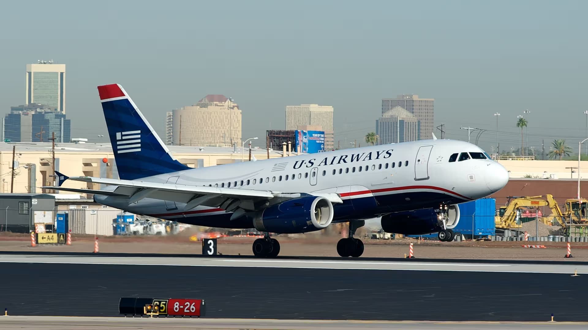 N830AW — Twin-engine aircraft
