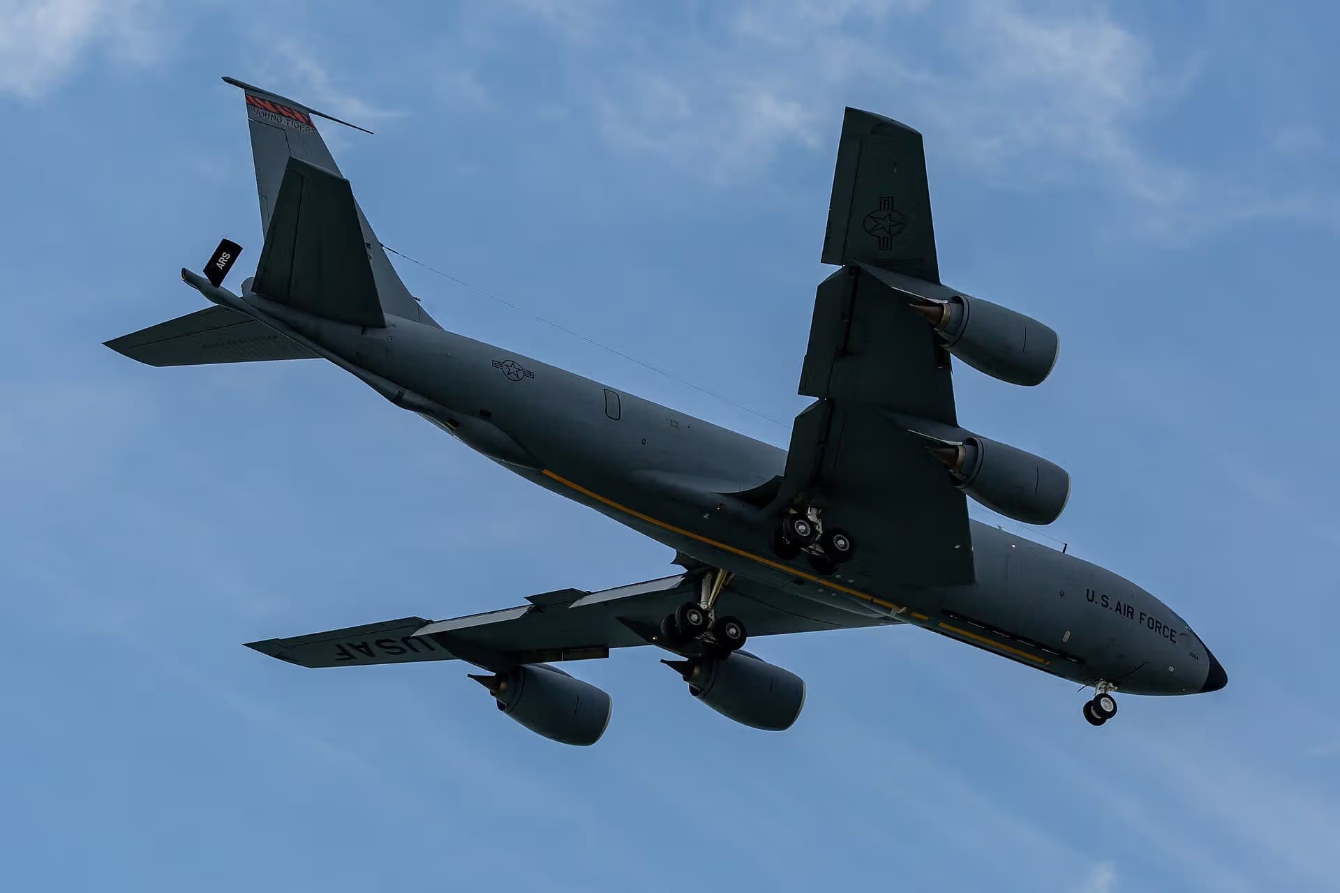 Unidentified — Aircraft