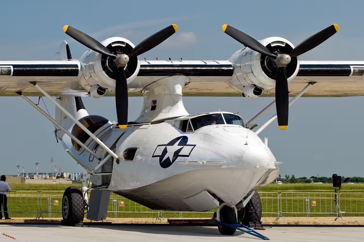 Unidentified — Aircraft