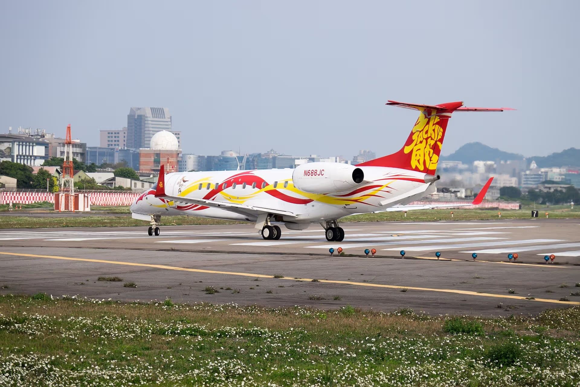N688JC — Business jet
