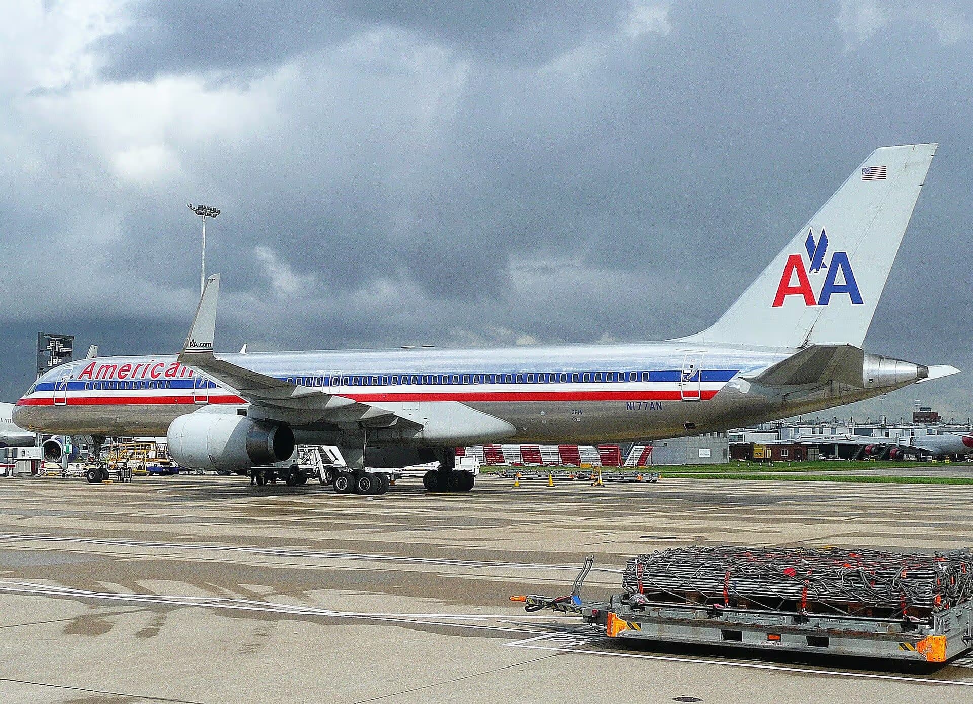 N177AN — Boeing