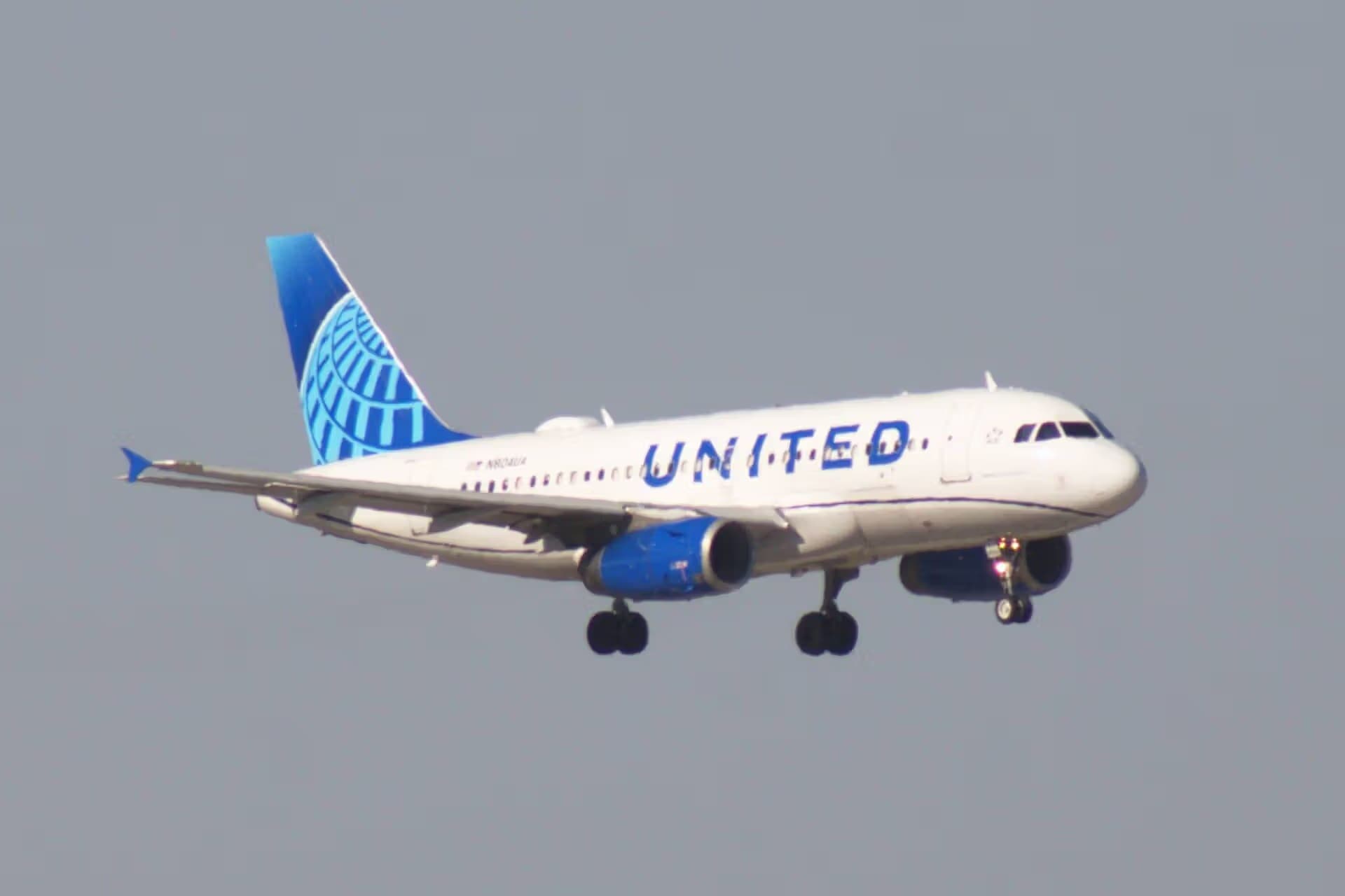 N804UA — Airbus