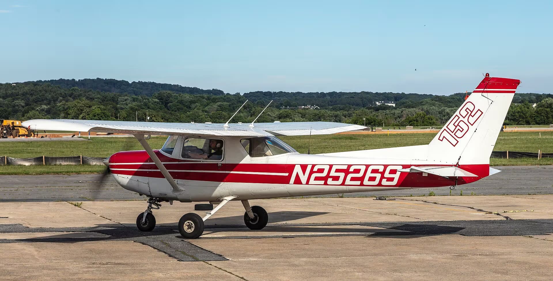 N25269 — Single-engine aircraft