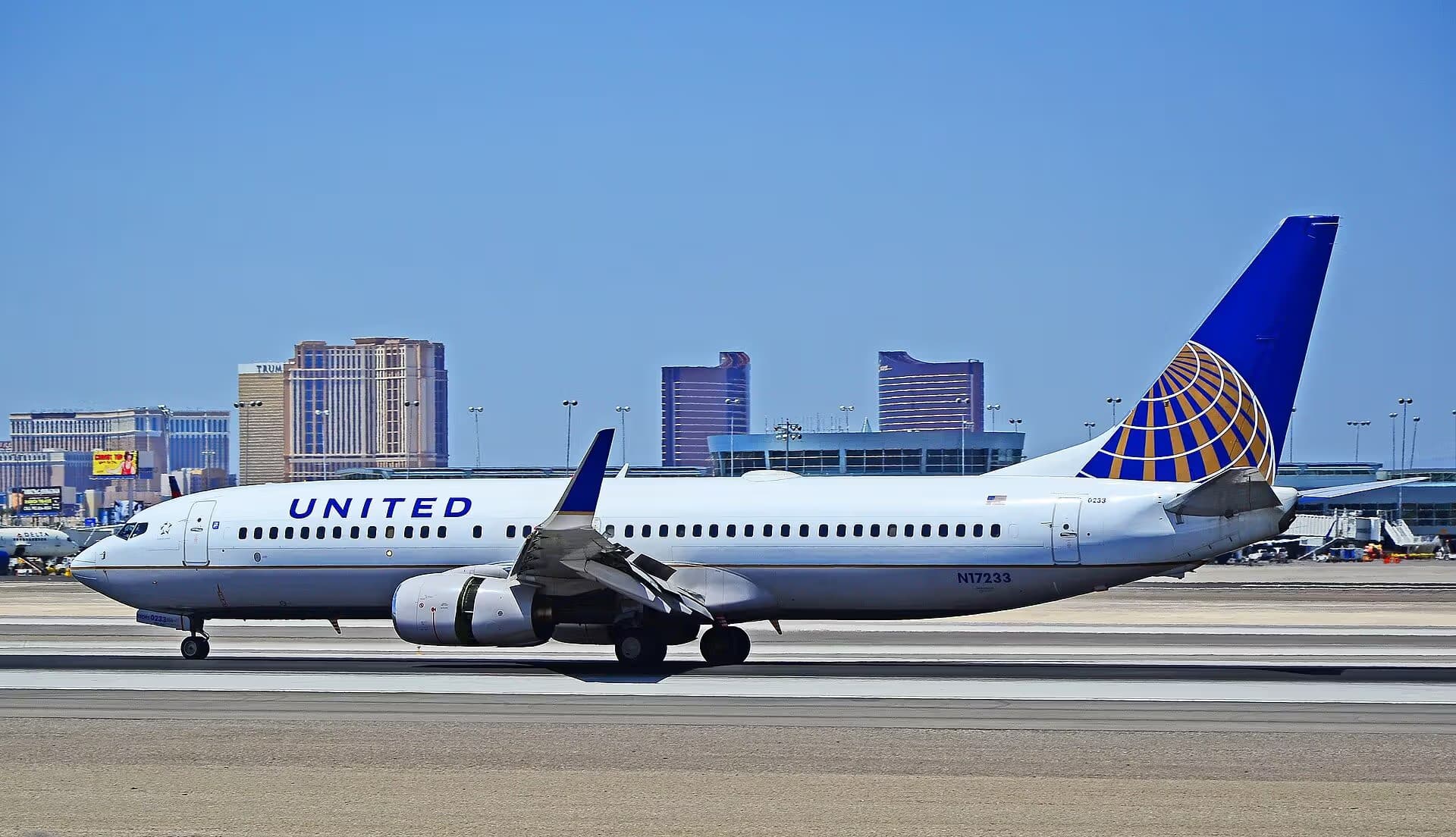 N17233 — Boeing