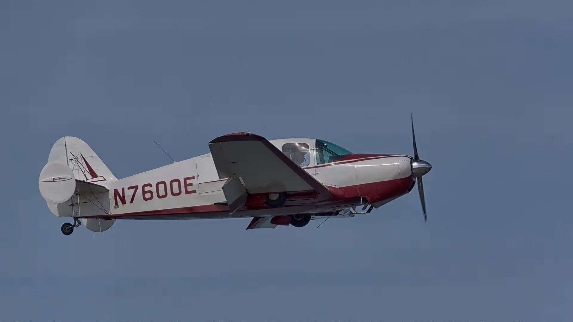 N7600E — Single-engine aircraft