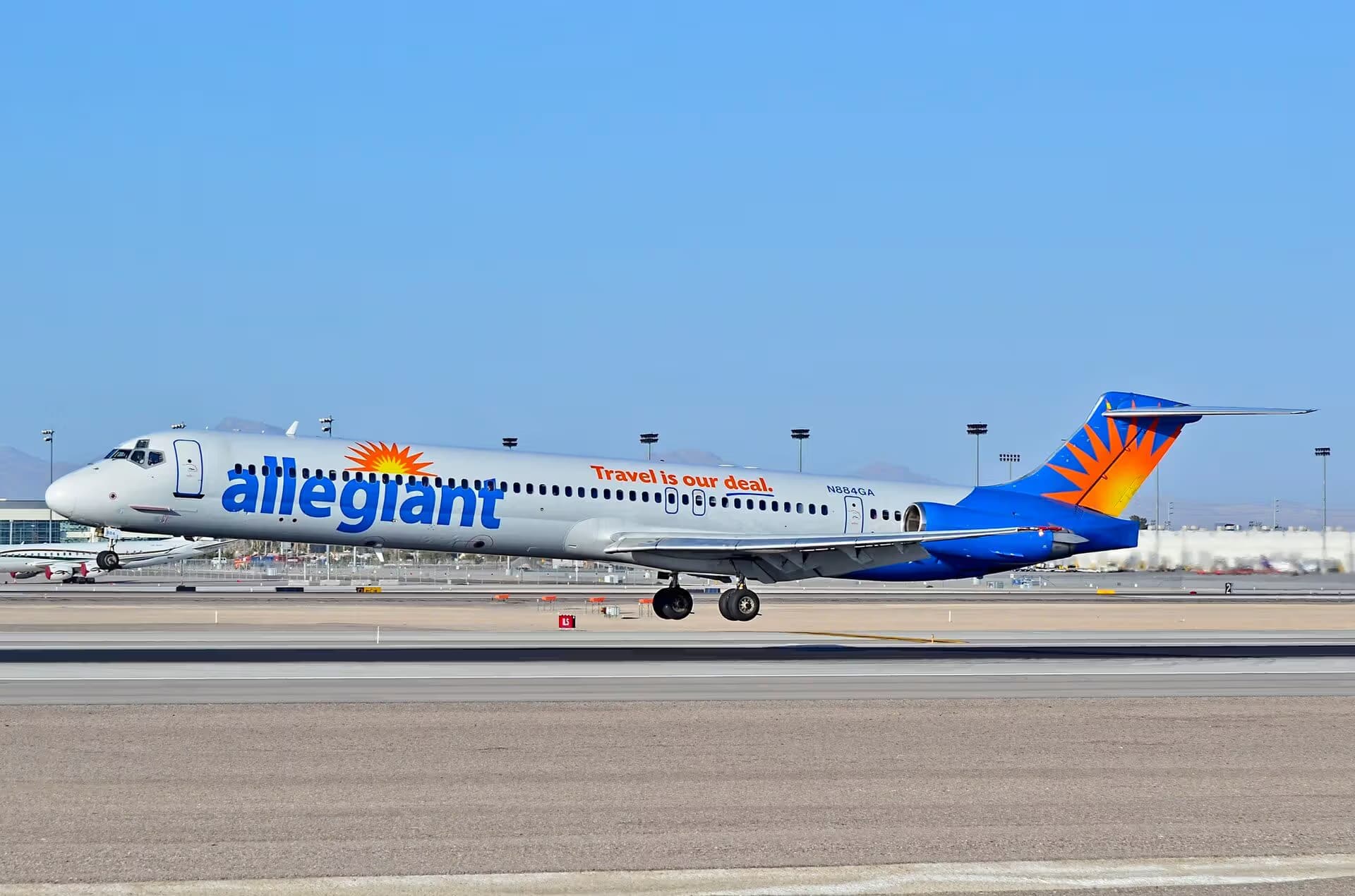 N884GA — Twin-engine aircraft