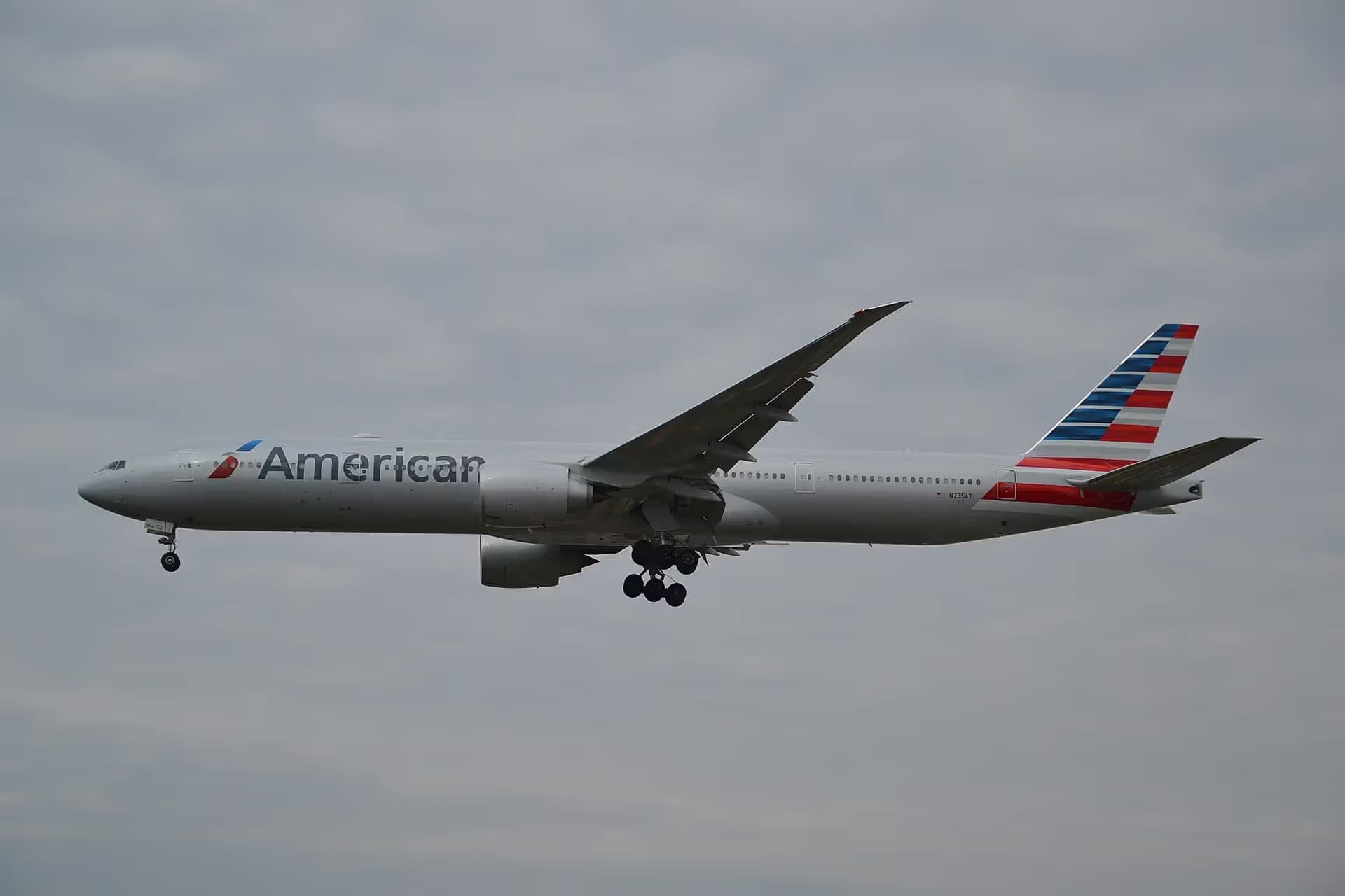 N735AT — Boeing