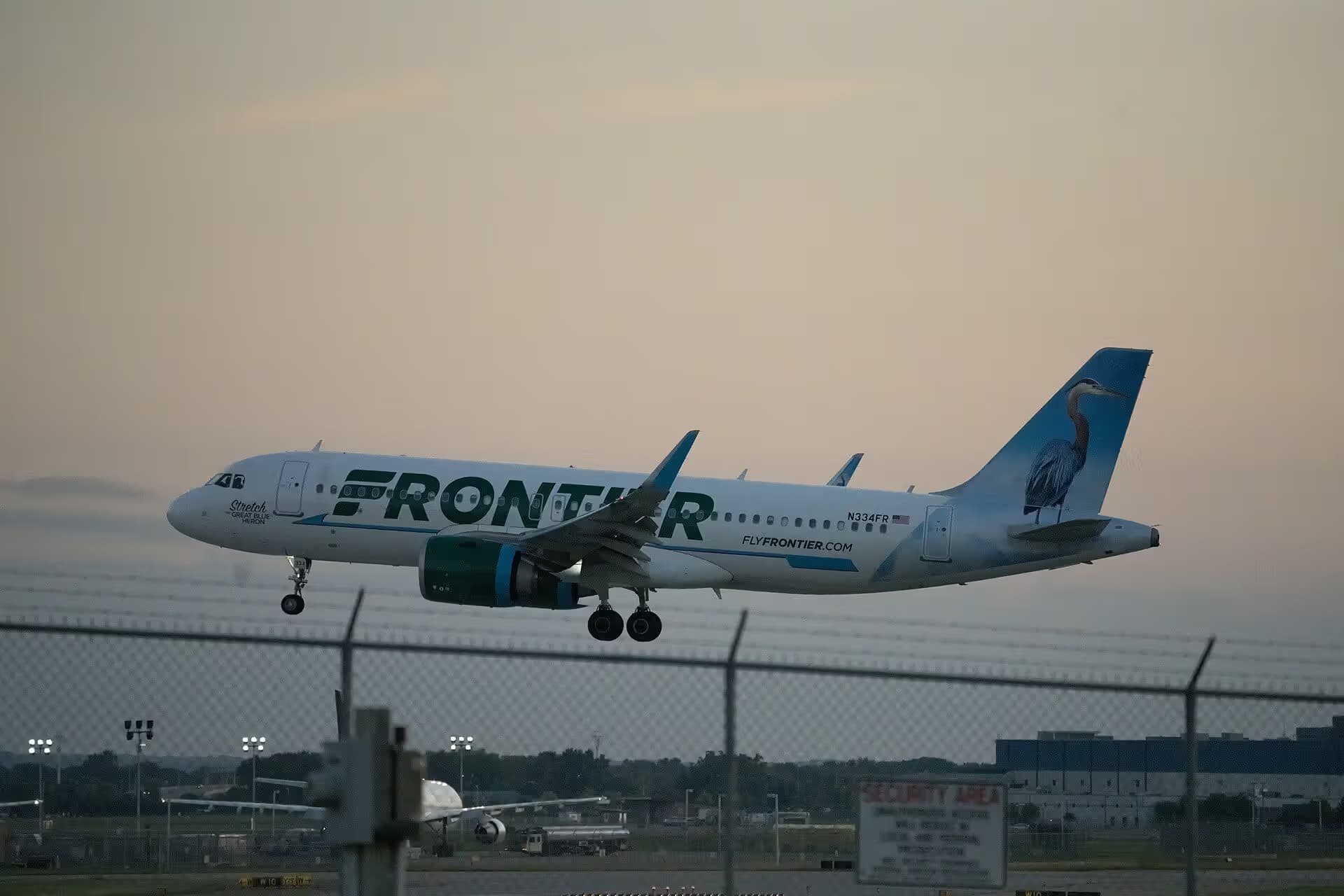 N334FR — Airbus