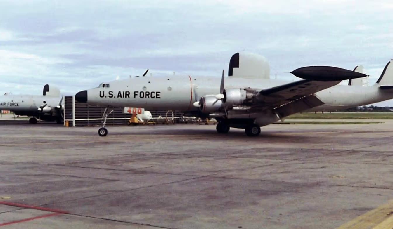 Unidentified — Lockheed
