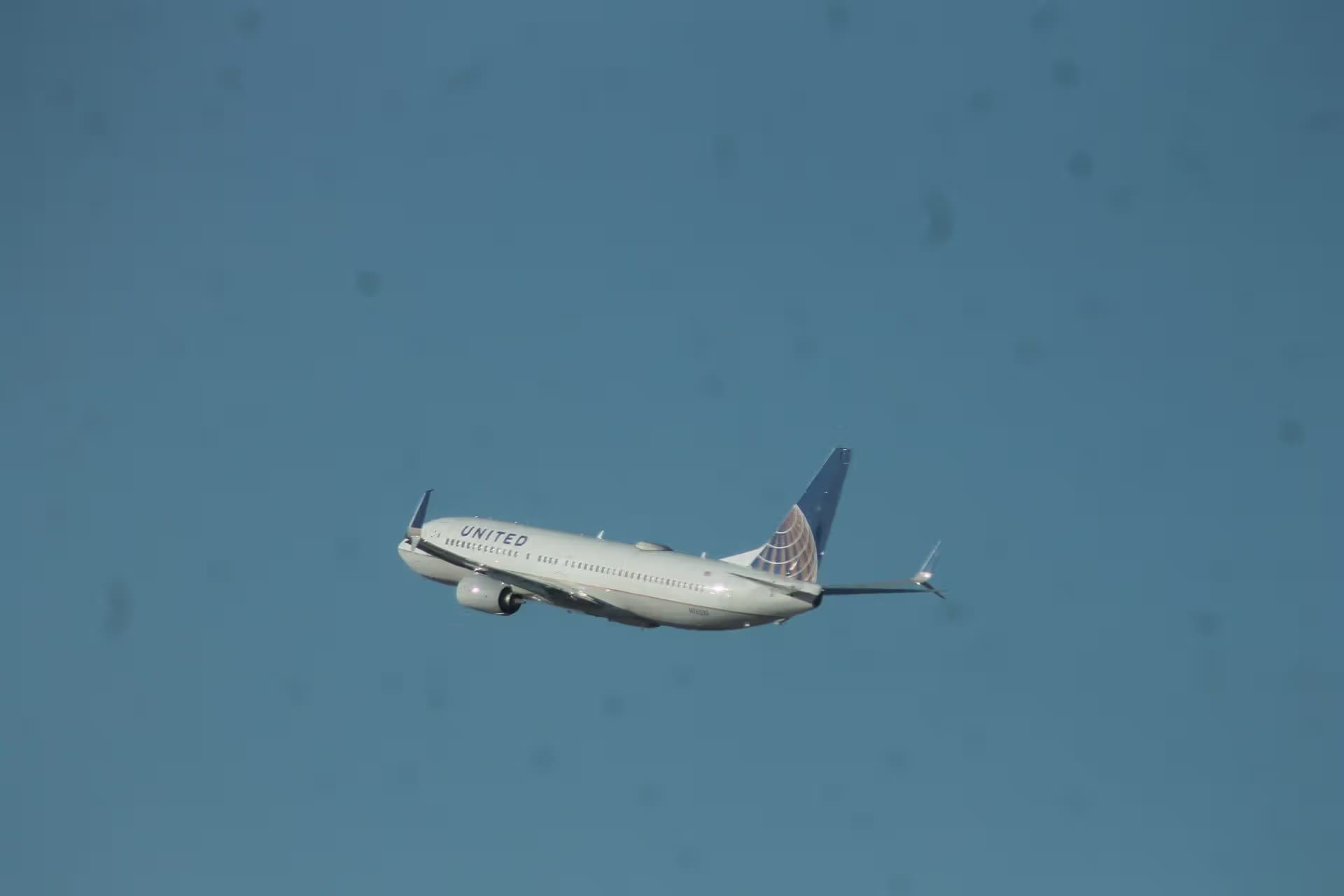 N76533 — Boeing