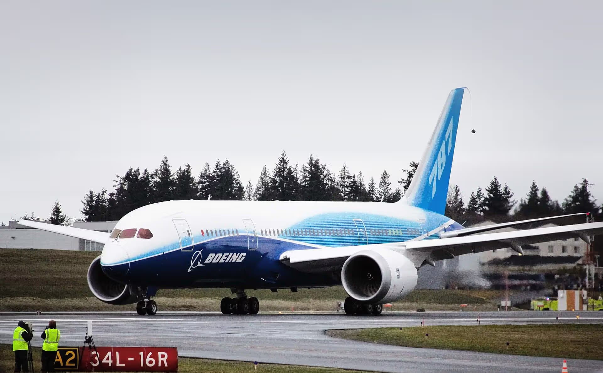 Unidentified — Boeing