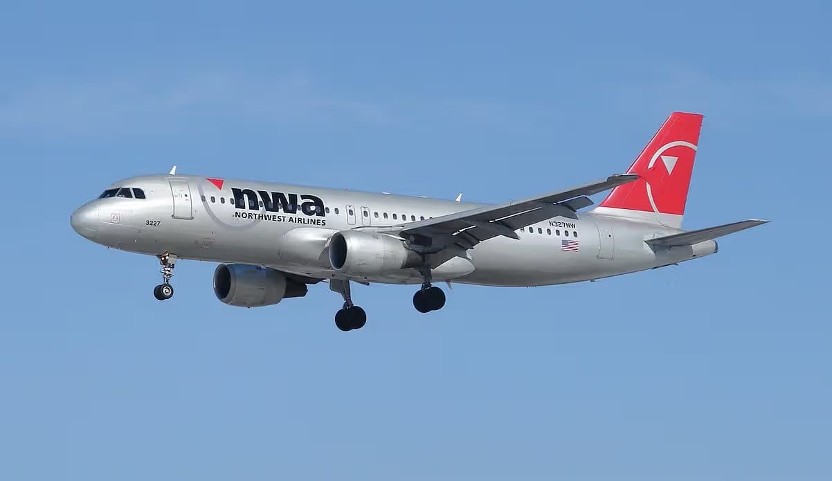 N327NW — Airbus